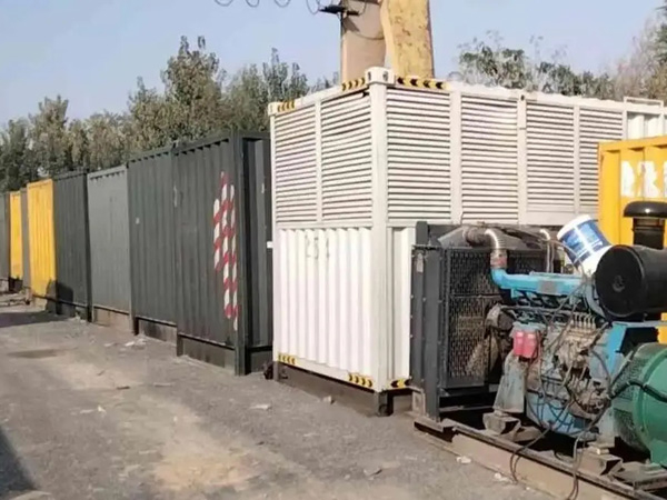 崖州200KW柴油发电机机组每小时油耗是多少?